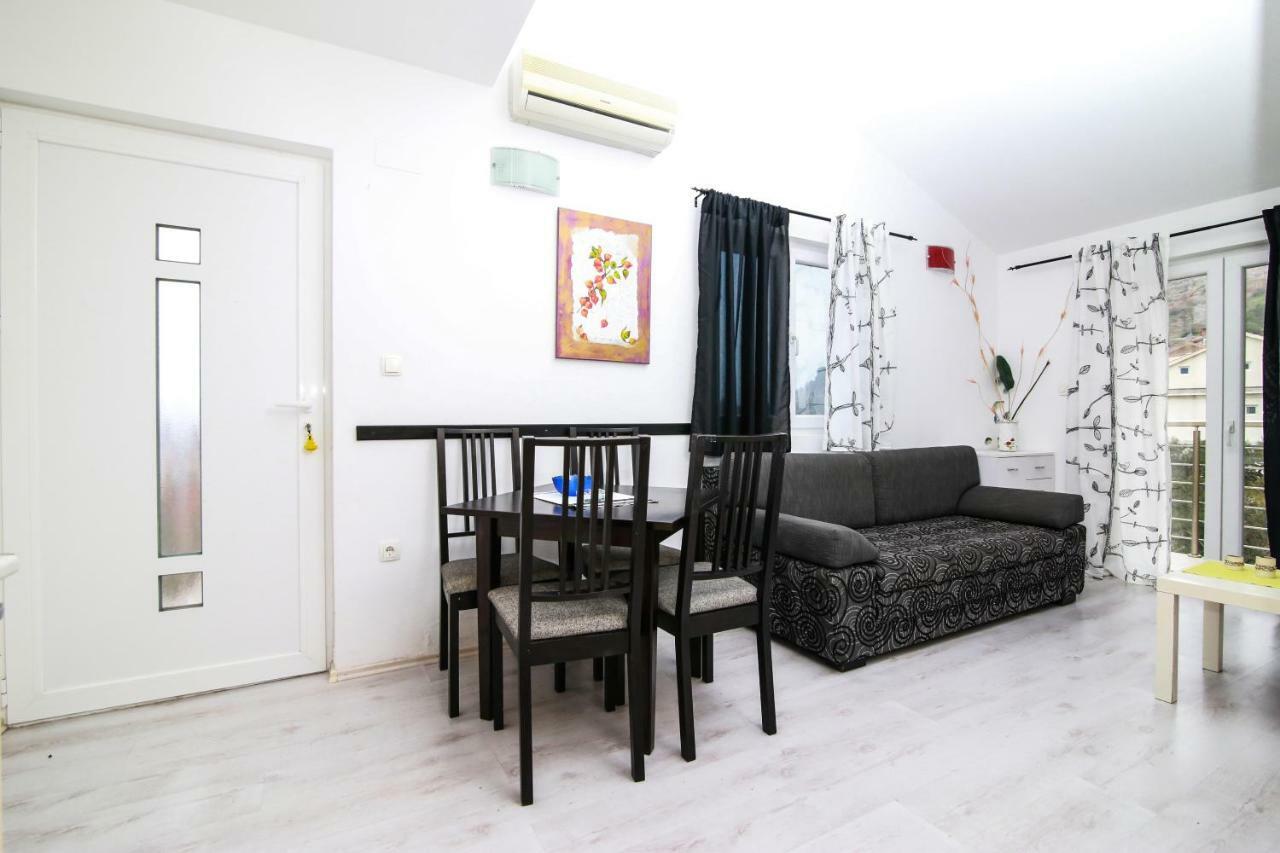 Apartments Alma ポドゥゴラ エクステリア 写真