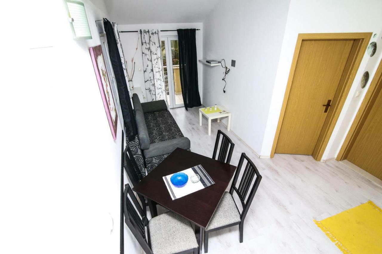 Apartments Alma ポドゥゴラ エクステリア 写真