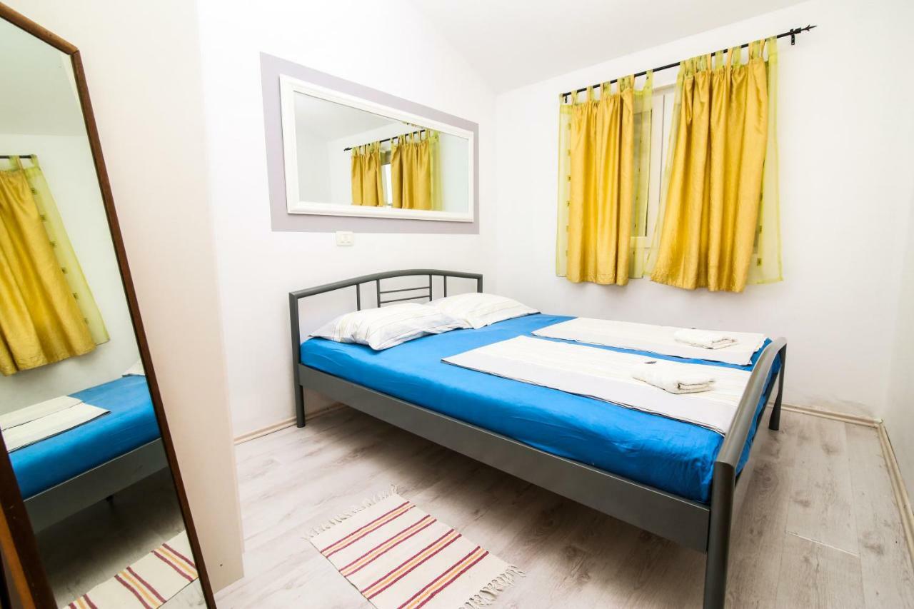 Apartments Alma ポドゥゴラ エクステリア 写真