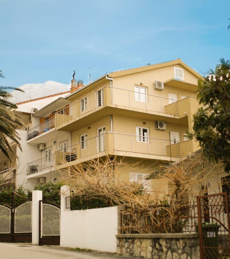Apartments Alma ポドゥゴラ エクステリア 写真