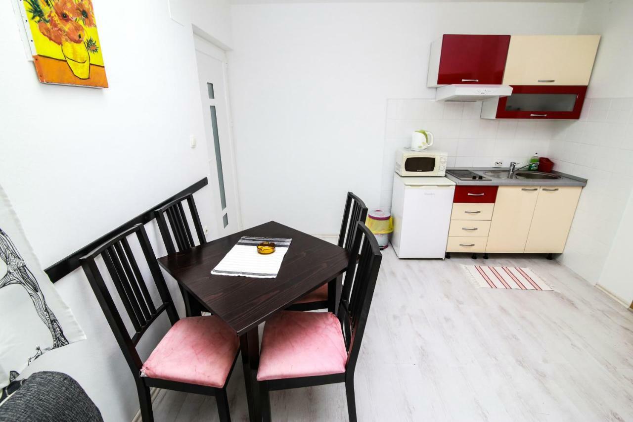 Apartments Alma ポドゥゴラ エクステリア 写真